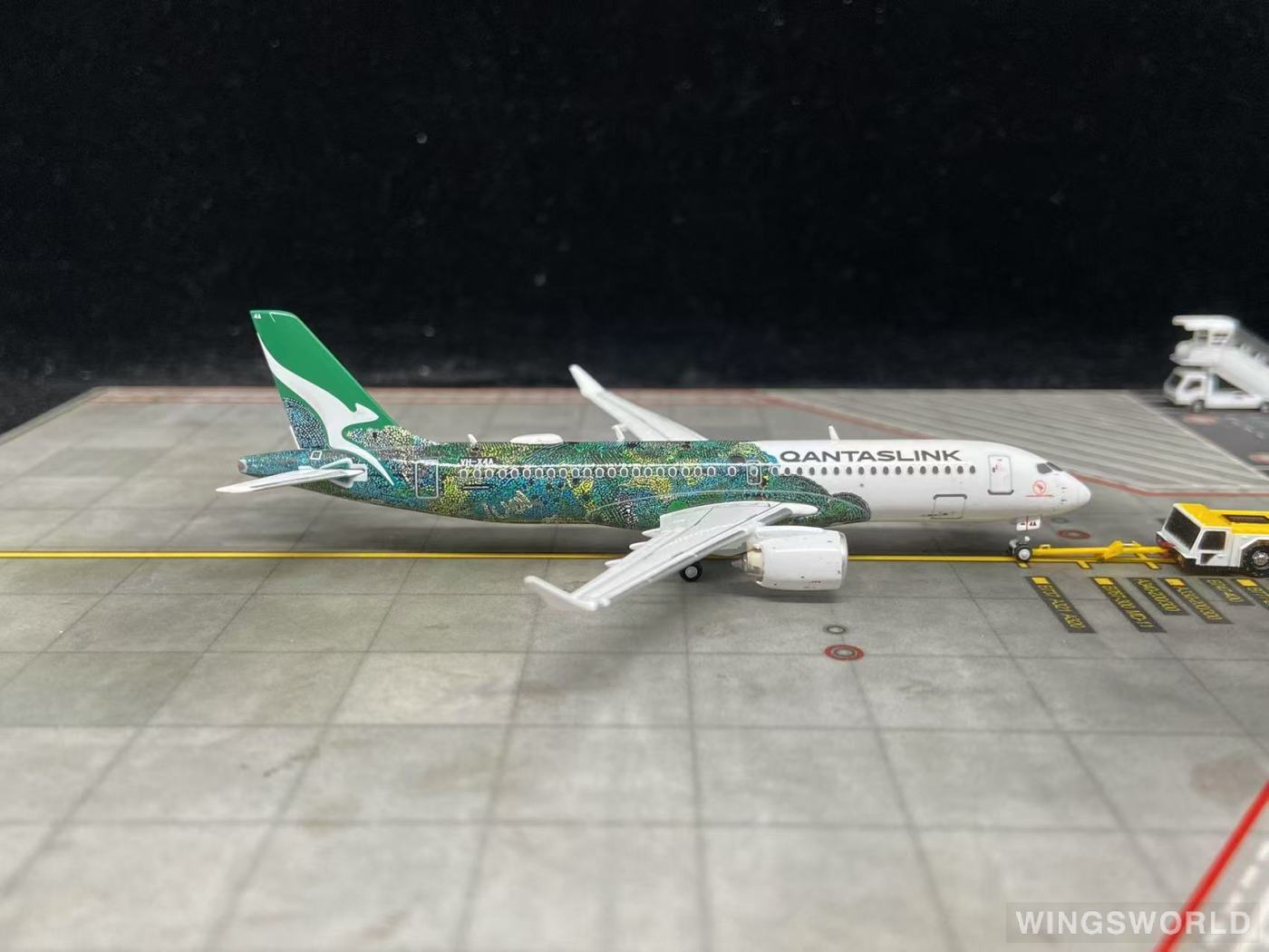 GeminiJets 1:400 カンタス航空 A220-300 VH-X4A Qantas Link Airbus A220-300 VH-X4A Minyma Kutjara Tjukurpa