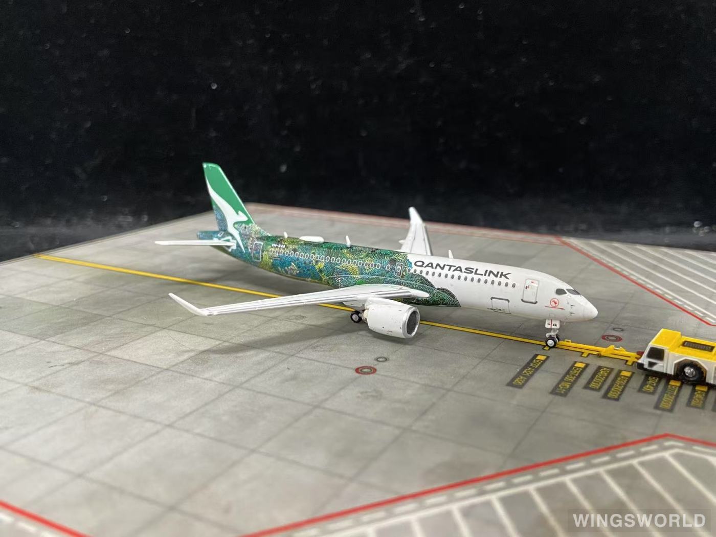 GeminiJets 1:400 カンタス航空 A220-300 VH-X4A GeminiJets 1:400 カンタス航空 A220-300 VH-X4A - メルカリ