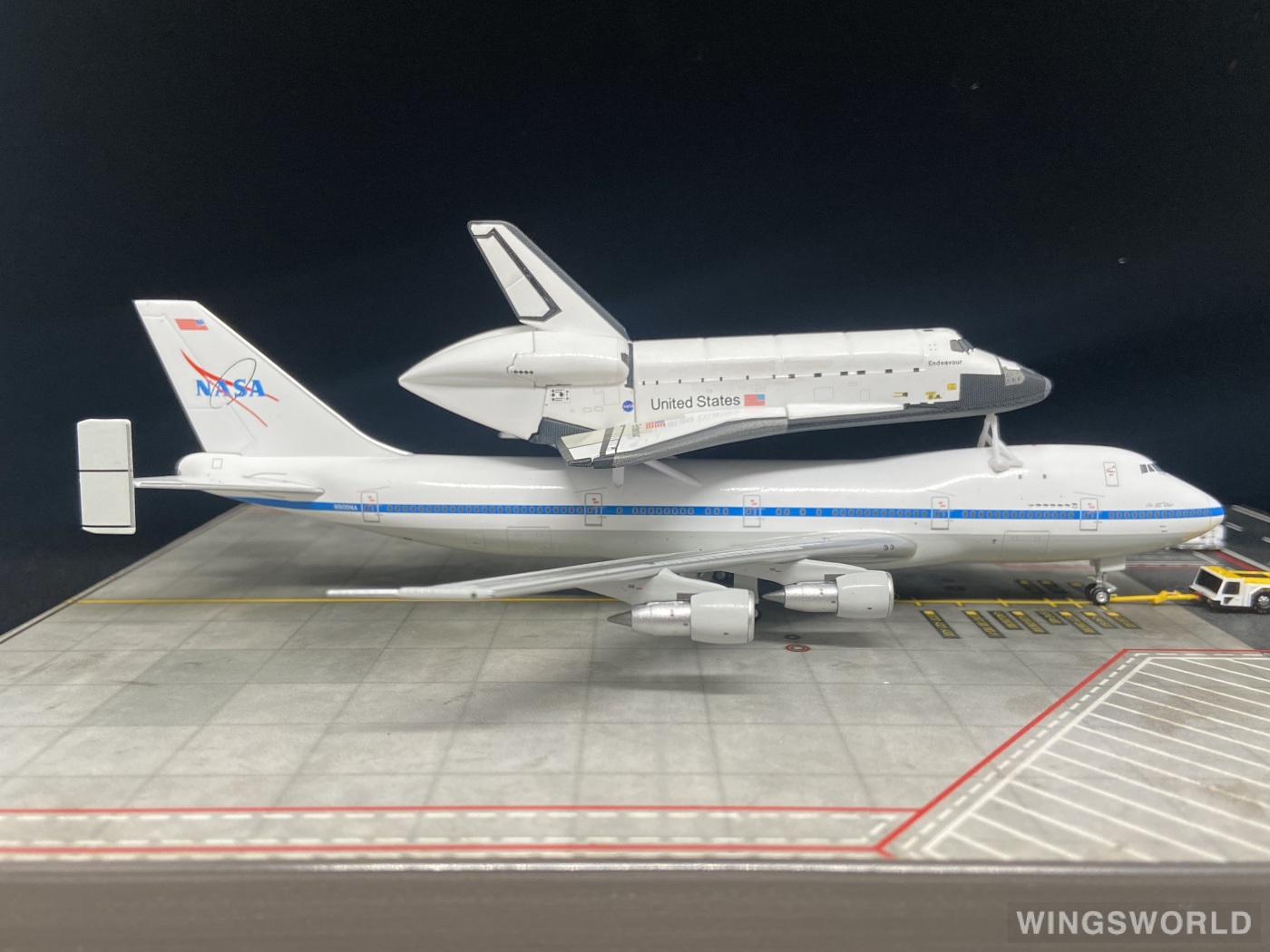 Patriot 1:400 PT-400-010 NASA 美国航空航天局 Boeing 747-100 N905NA
