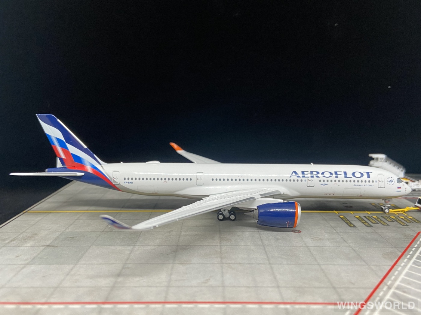 NGmodels 1:400 NG39013 Aeroflot 俄罗斯航空 Airbus A350-900 VP-BXD