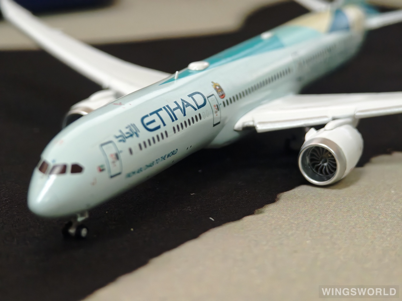 JC Wings 1:400 XX4300A Etihad Airways 阿提哈德航空 Boeing 787-10 A6-BMH