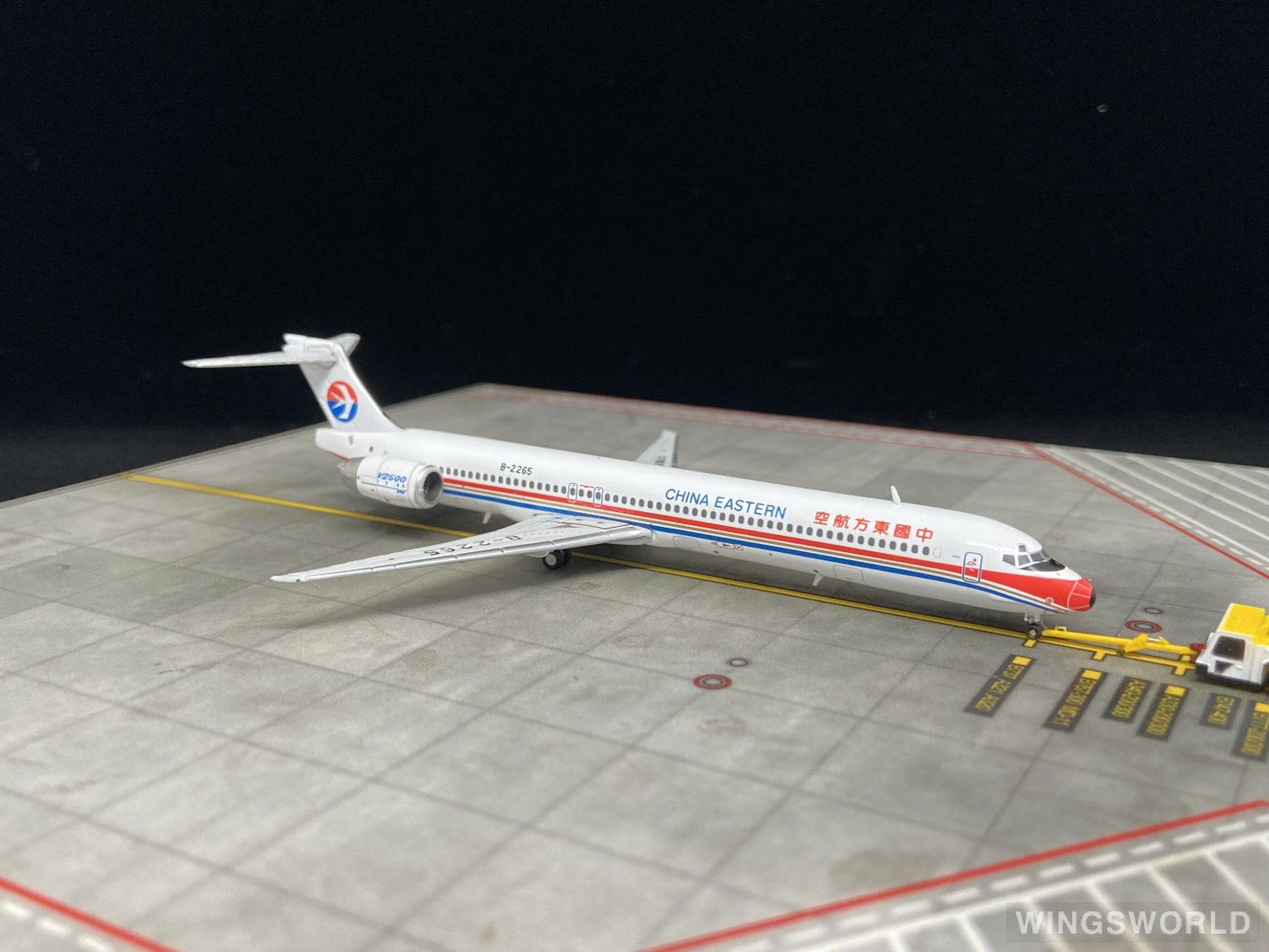 JC Wings 1:400 LH4396 China Eastern 中国东方航空 McDonnell Douglas MD-90 B-2265