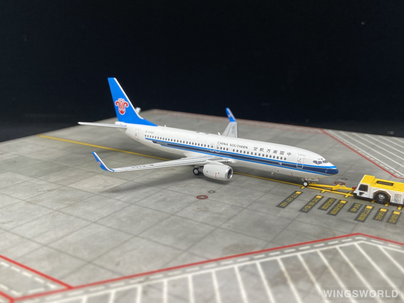 Creating Dreams Wings 1:400 CW24005 China Southern 中国南方航空 Boeing 737-800 B-5155