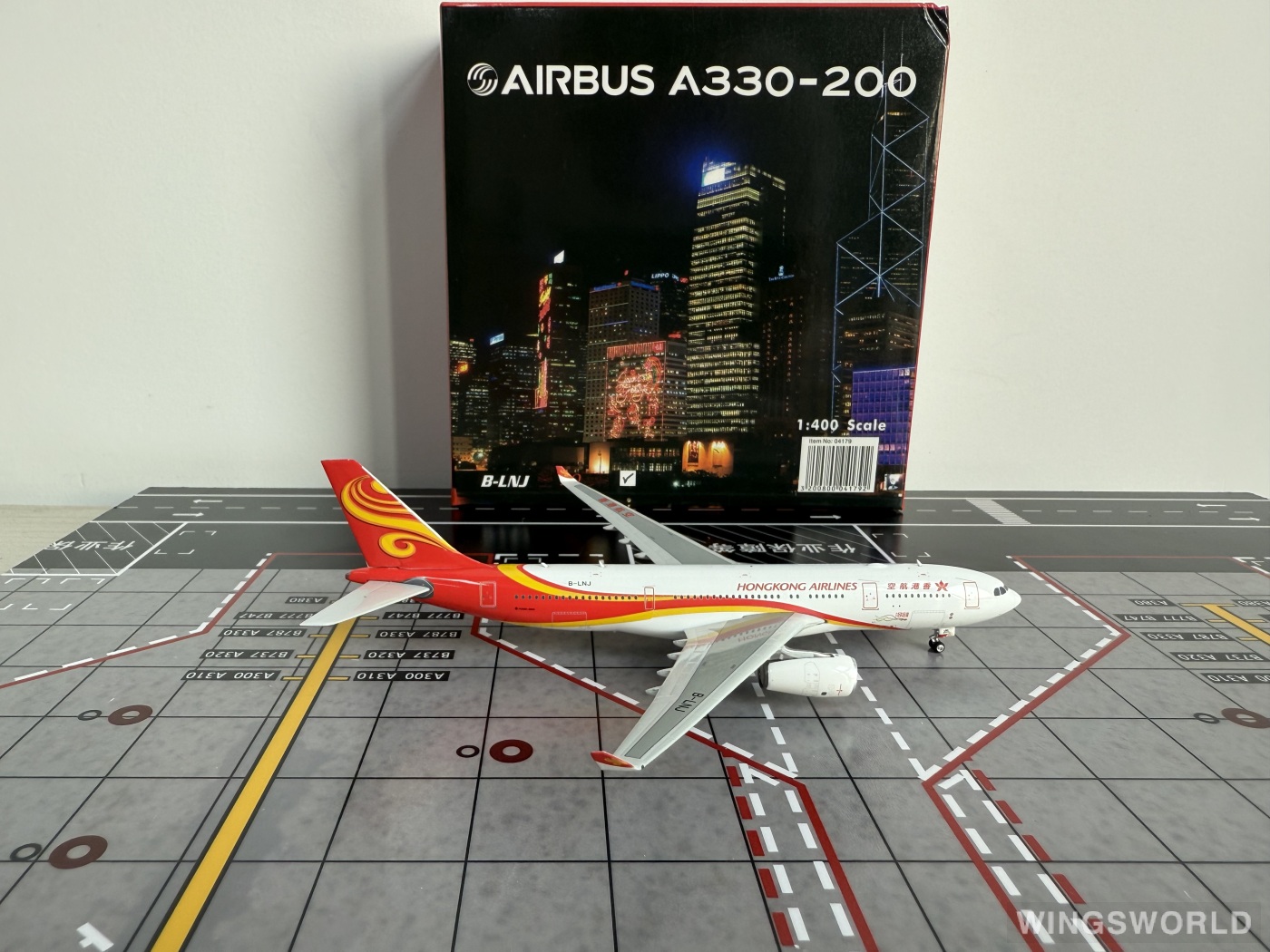 Phoenix 1:400 PH04179 Hong Kong Airlines 香港航空 Airbus A330-200 B-LNJ