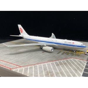 Air China 中国国际航空 Airbus A330-200 B-6131  NG61049 NGmodels 1:400