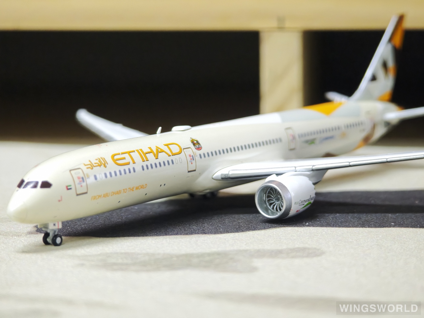 JC Wings 1:400 XX4904 Etihad Airways 阿提哈德航空 Boeing 787-10 A6-BMI