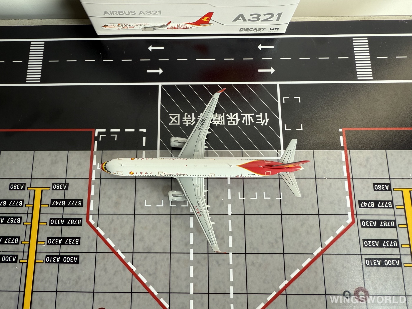 JC Wings 1:400 XX4985 Tianjin Airlines 天津航空 Airbus A321 B-302X