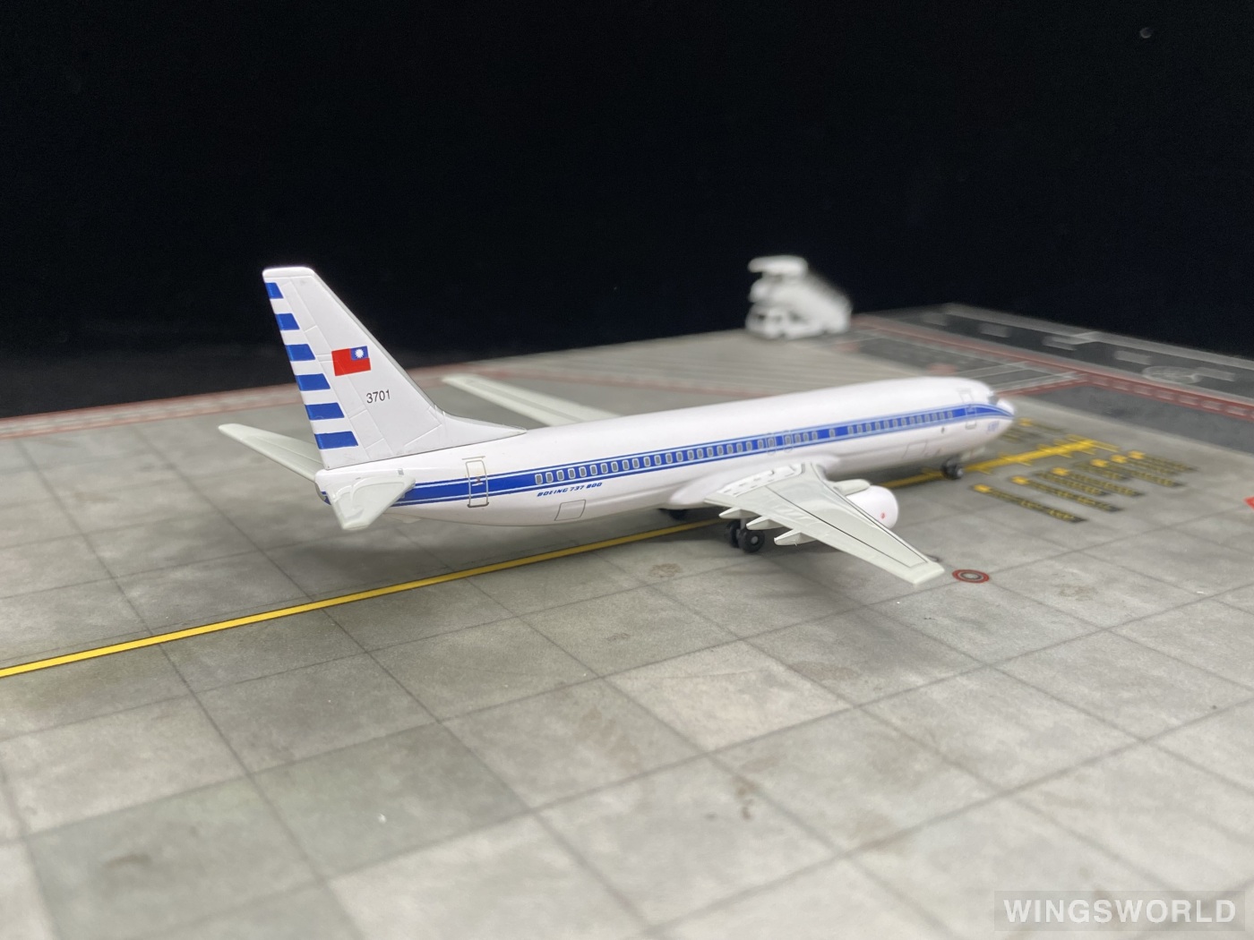 JC Wings 1/200 台灣空軍一號Taiwan Air Force B737-800 3701