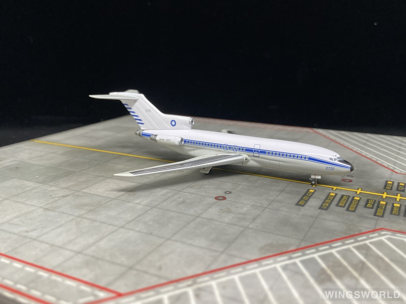 Dragon Models 1:400 55355-3 ROCAF 中国台湾空军 Boeing 727-100 2722