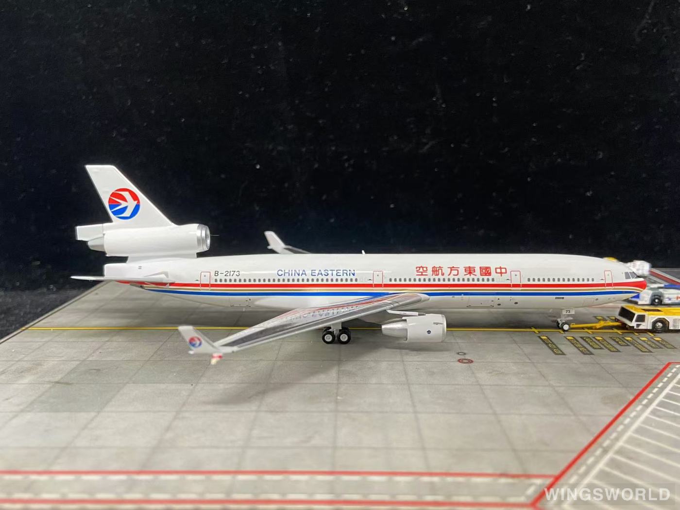 Undefined Collectibles 1:400 UC11MUA4 China Eastern 中国东方航空 McDonnell Douglas MD-11 B-2173