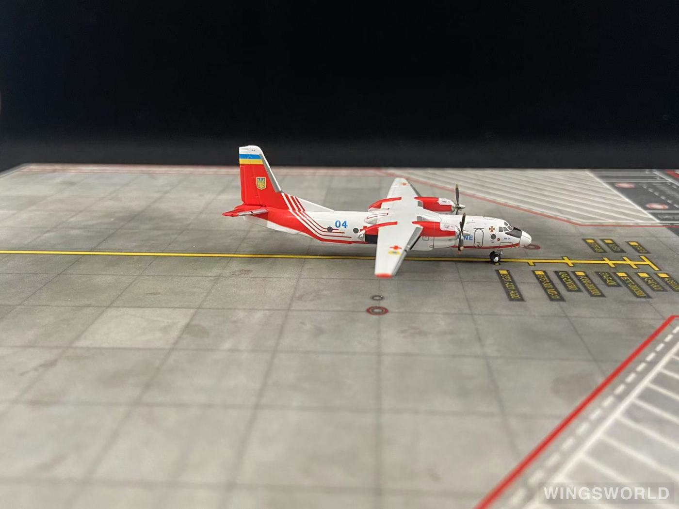 JC Wings 1:400 LH4328 Ukrainian Air Force 乌克兰空军 Antonov An-26 04