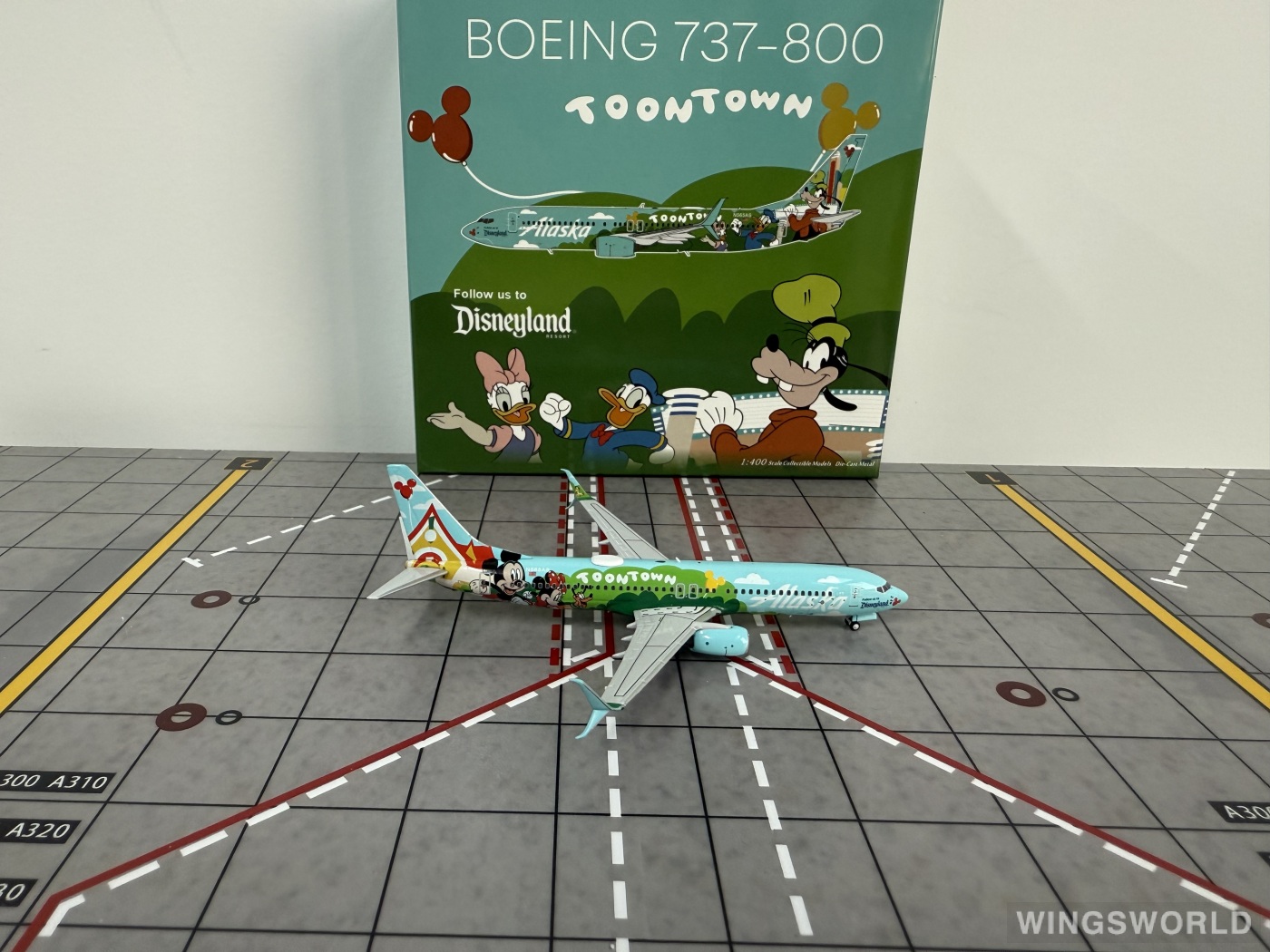 NGmodels 1:400 NG58222 Alaska Airlines 阿拉斯加航空 Boeing 737-800 N565AS