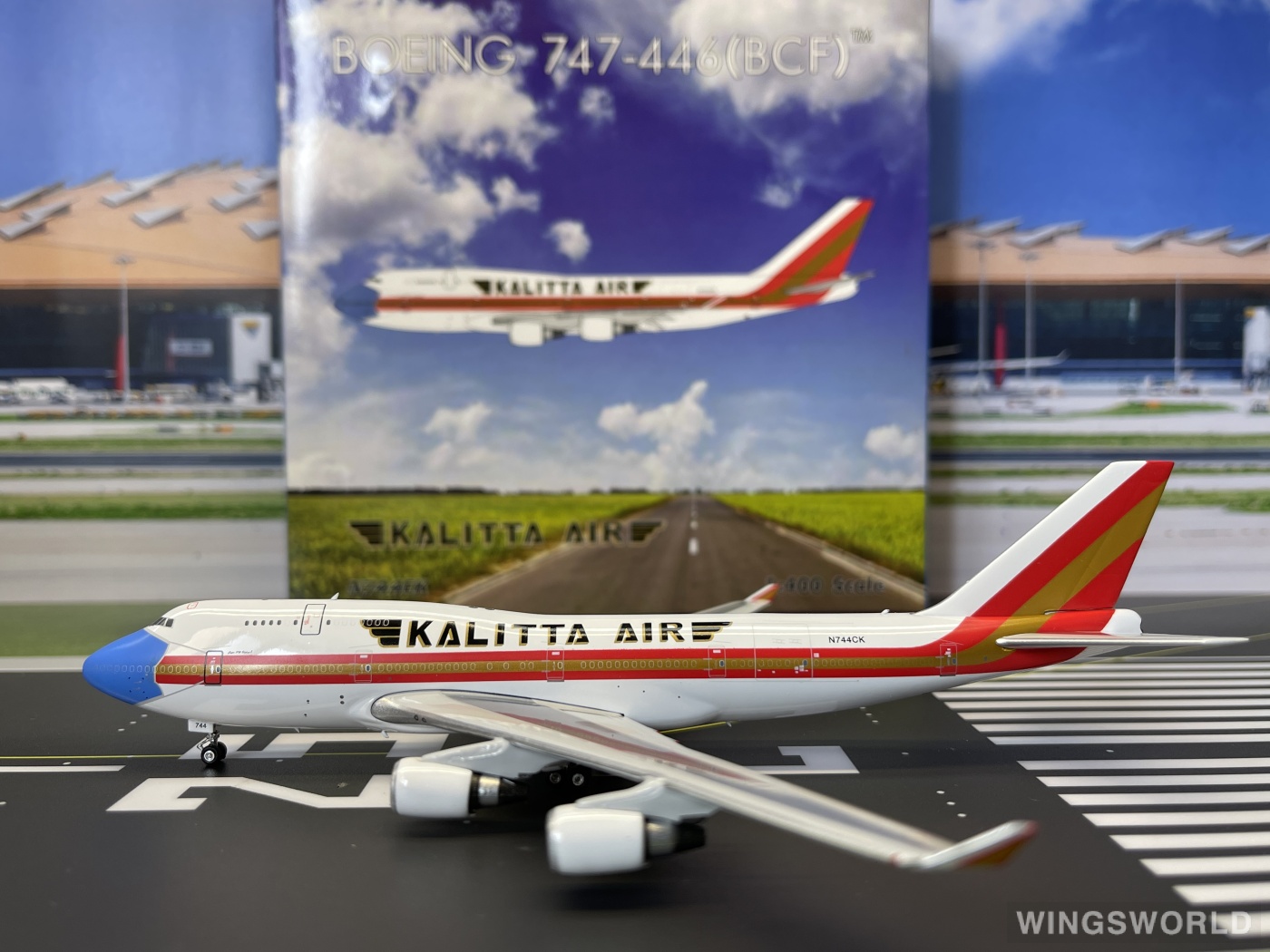 Phoenix 1:400 PH04381 Kalitta Air 卡利塔航空 Boeing 747-400 N744CK