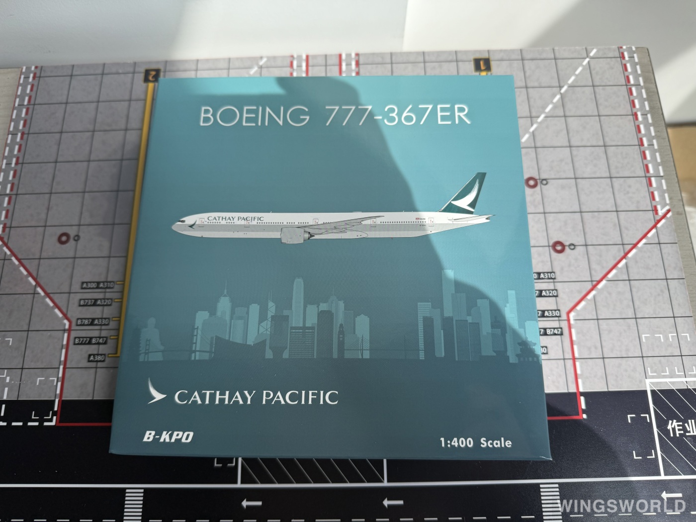 Phoenix 1:400 PH04626 Cathay Pacific 国泰航空 Boeing 777-300ER B-KPO
