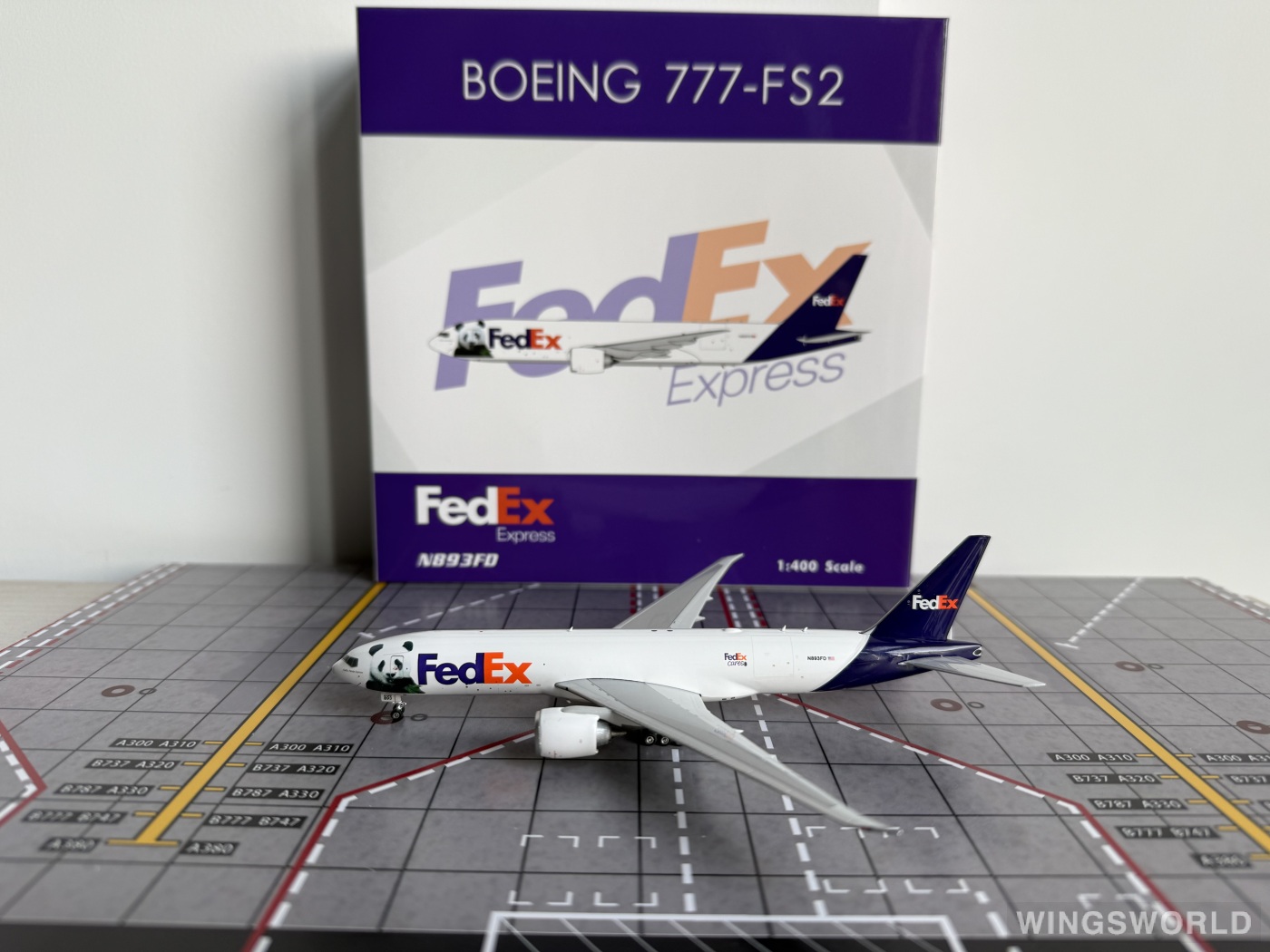 Phoenix 1:400 PH04625 FedEx 联邦快递 Boeing 777-200LR N893FD