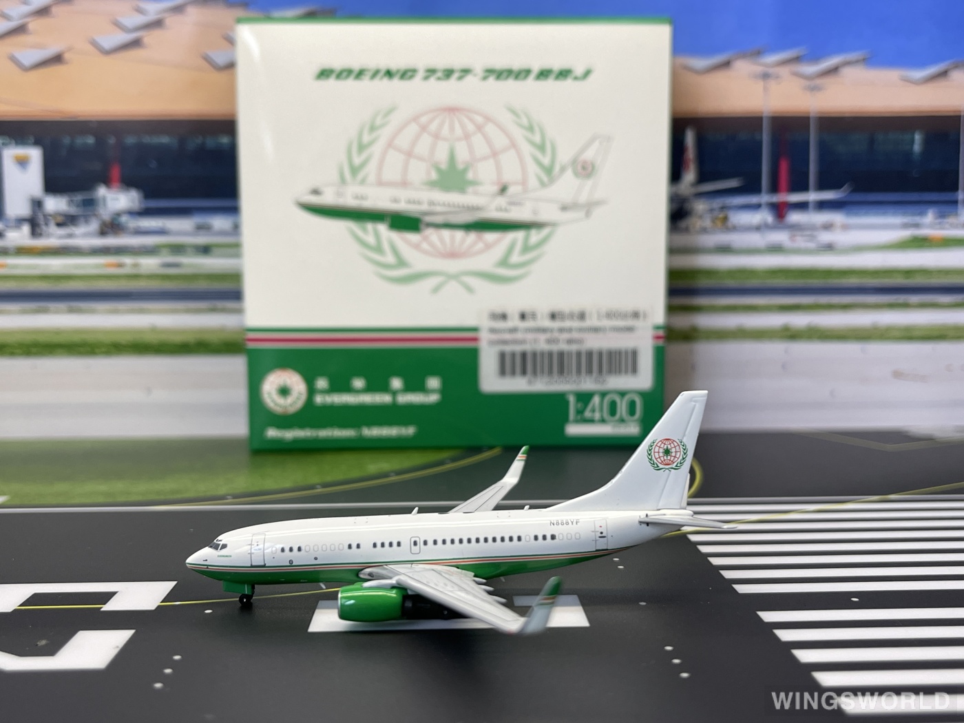 Dream Air 1:400 DAEVA888 EVA Air 长荣航空 Boeing 737-700 N888YF