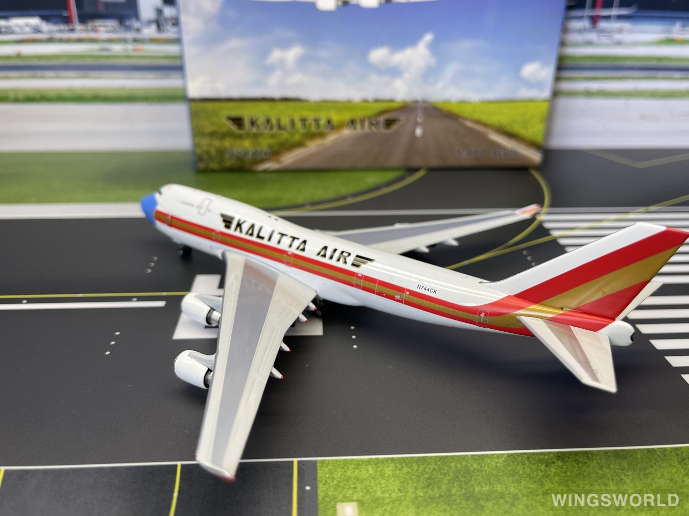 Phoenix 1:400 PH04381 Kalitta Air 卡利塔航空 Boeing 747-400 N744CK