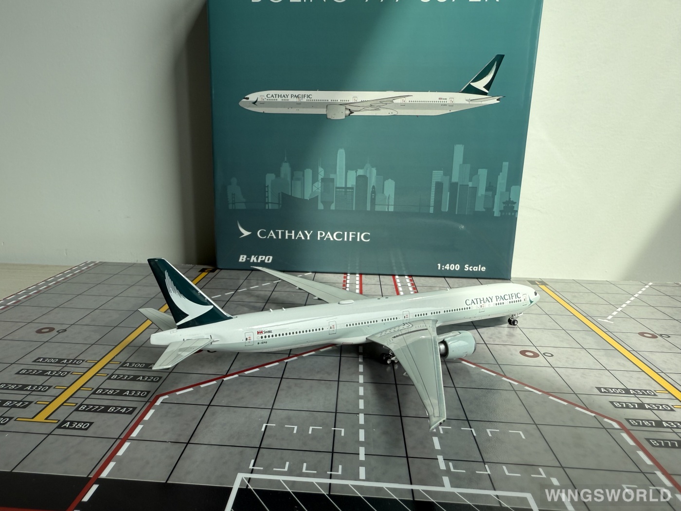Phoenix 1/400 キャセイパシフィック 777-300ER B-KPO Phoenix 1:400 Boeing 777-300ER Cathay Pacific 国泰航空PH04626 B