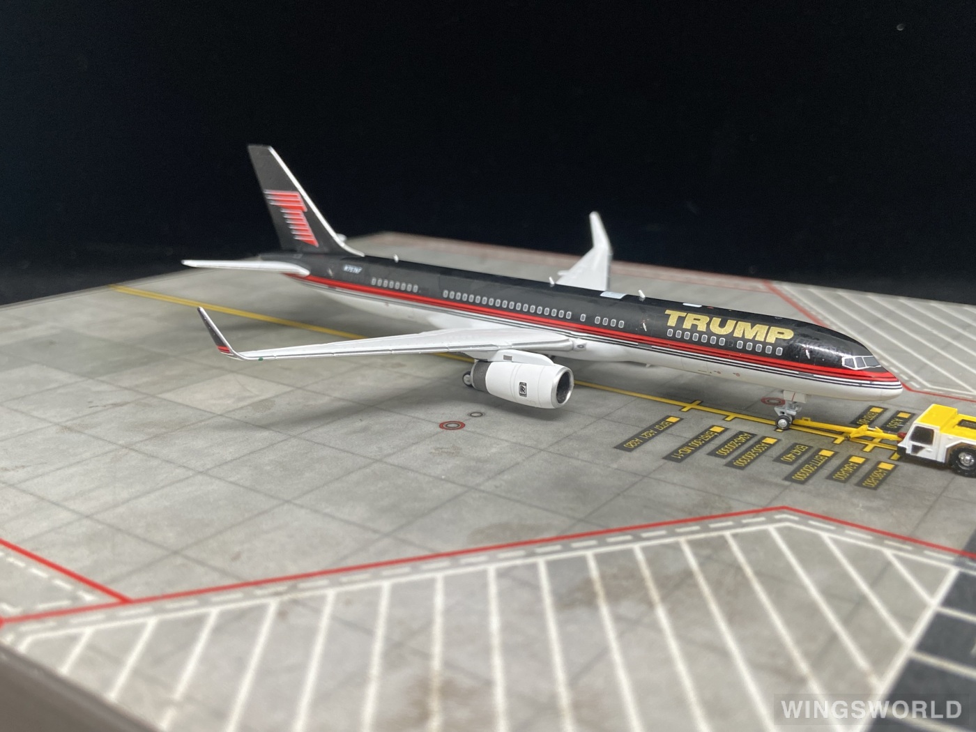NGmodels 1:400 NG53209 Trump Airlines 特朗普航空 Boeing 757-200 N757AF