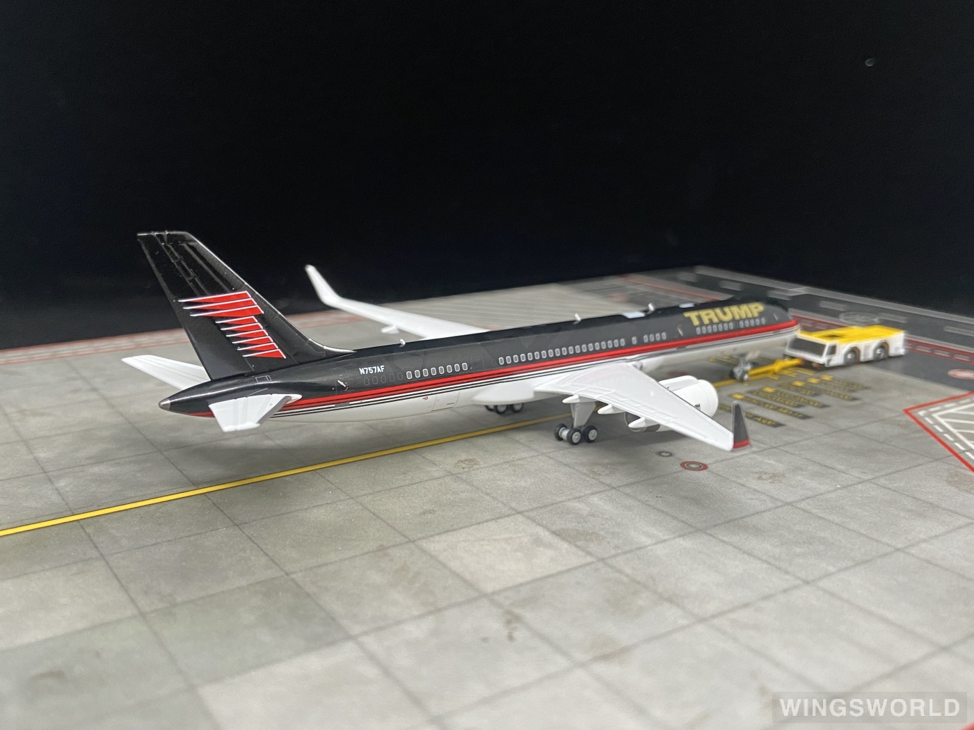 NGmodels 1:400 NG53209 Trump Airlines 特朗普航空 Boeing 757-200 N757AF