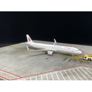 China Eastern 中国东方航空 Airbus A321neo B-32HX  PM62433 Pandamodel 1:400