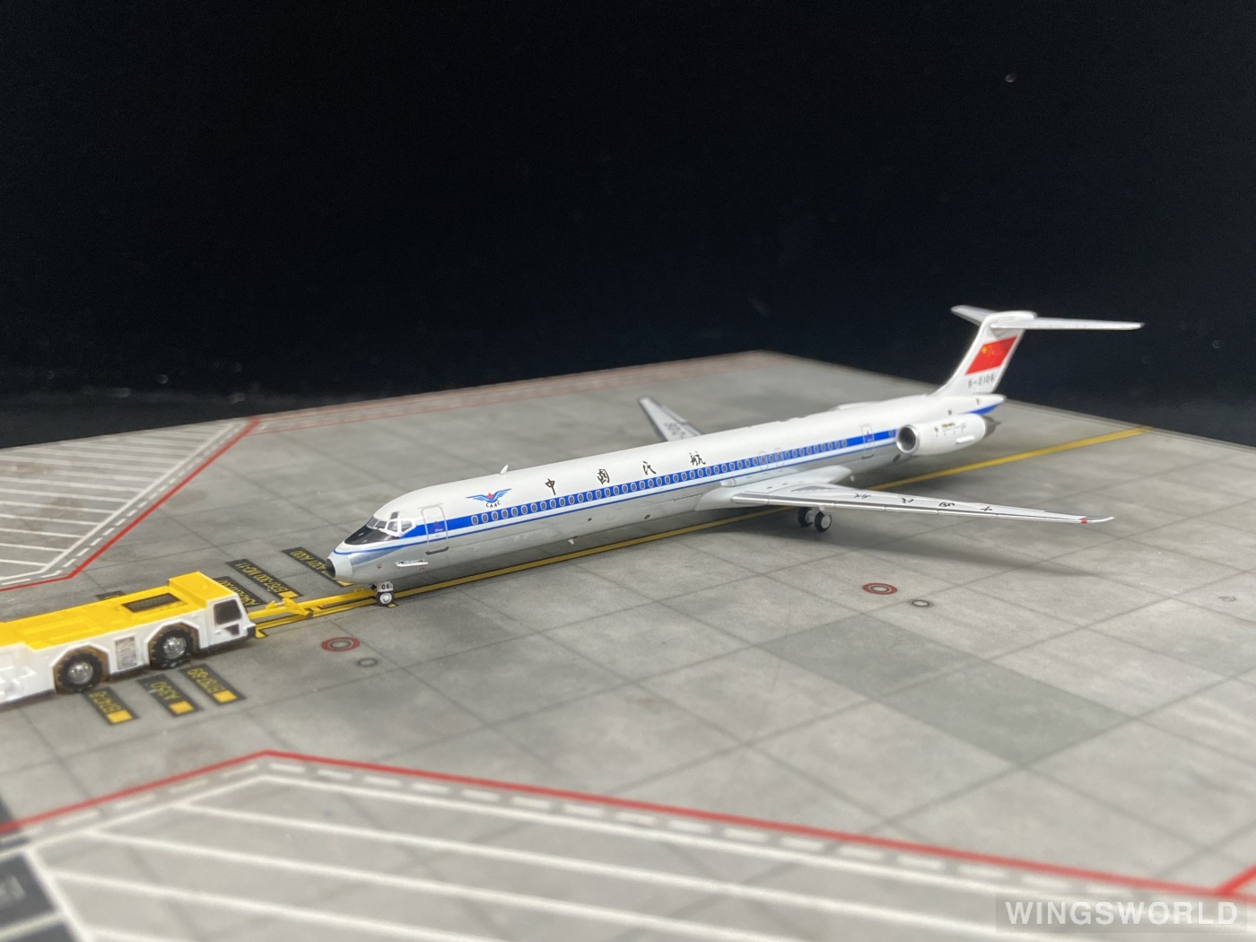 NGmodels 1:400 NG83015 CAAC 中国民航 McDonnell Douglas MD-82 B-2106