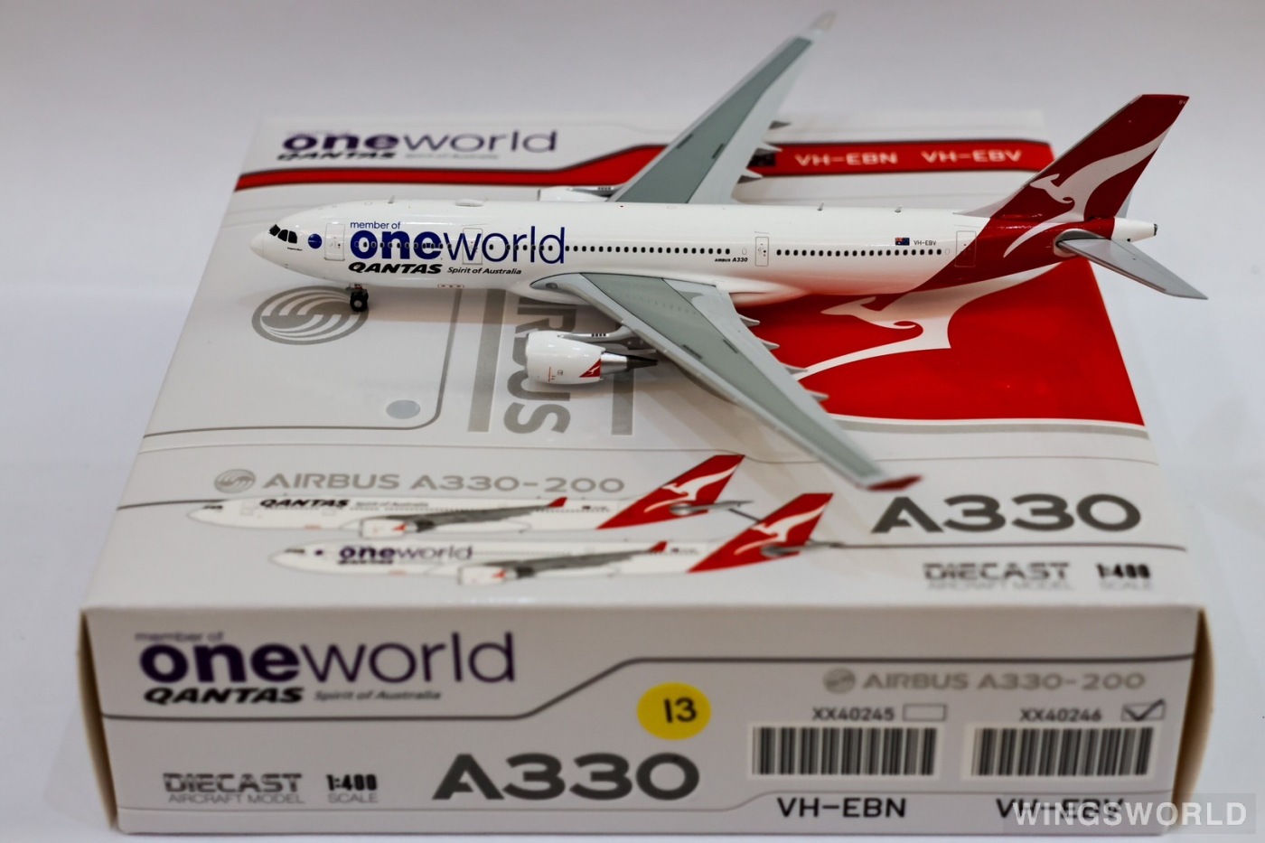 JC Wings 1:400 XX40246 Qantas 澳洲航空 Airbus A330-200 VH-EBV