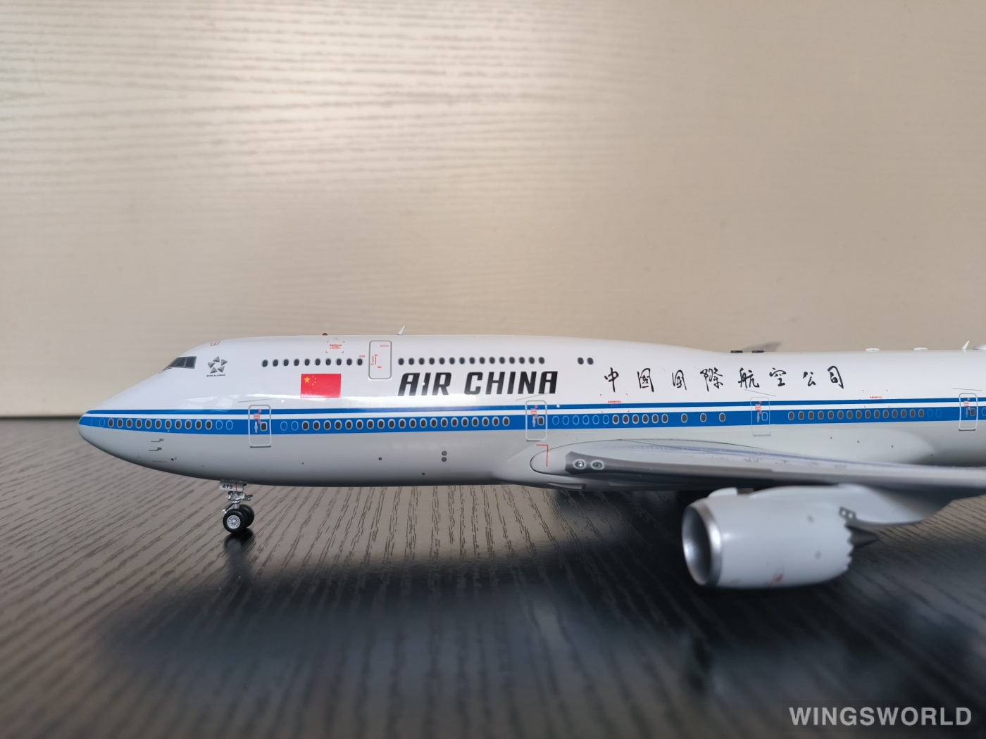 SQ Wings 1:200 L2047 Air China 中国国际航空 Boeing 747-8i B-2479