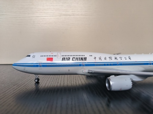 SQ Wings 1:200 Boeing 747-8i Air China 中国国际航空L2047 B