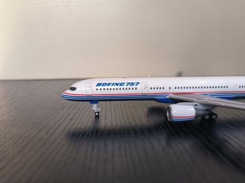 Boeing 波音公司 Boeing 757-200 N757A  LH2109 JC Wings 1:200
