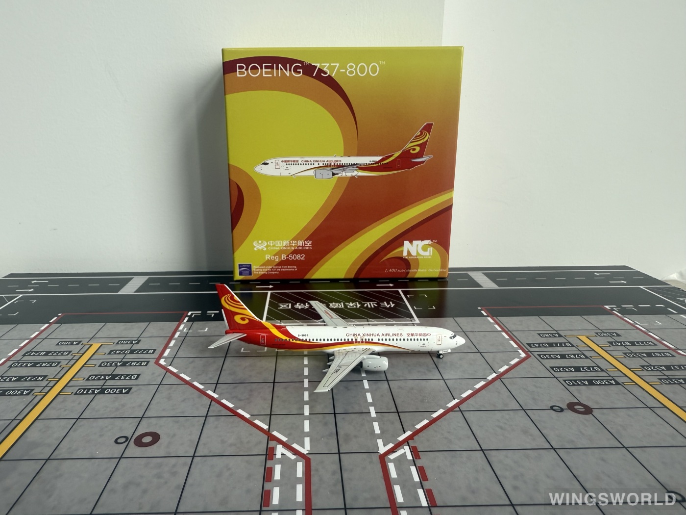 NGmodels 1:400 NG58186 China Xinhua Airlines 中国新华航空 Boeing 737-800 B-5082