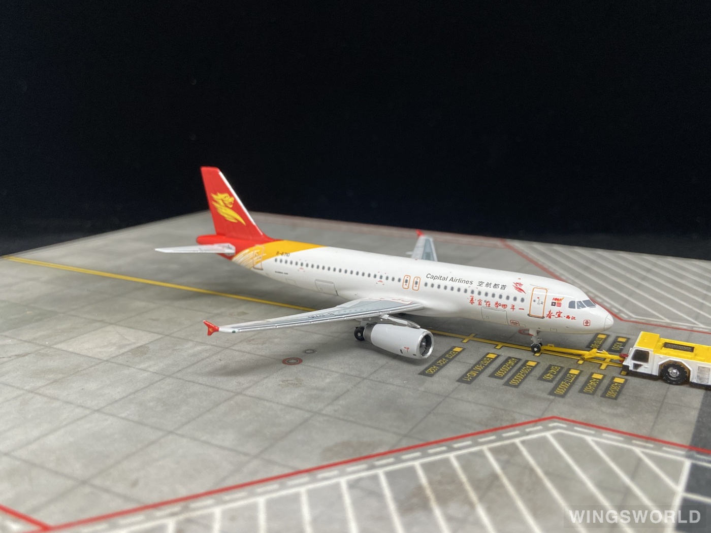 Pandamodel 1:400 PMB6710 Capital Airlines 首都航空 Airbus A320 B-6710