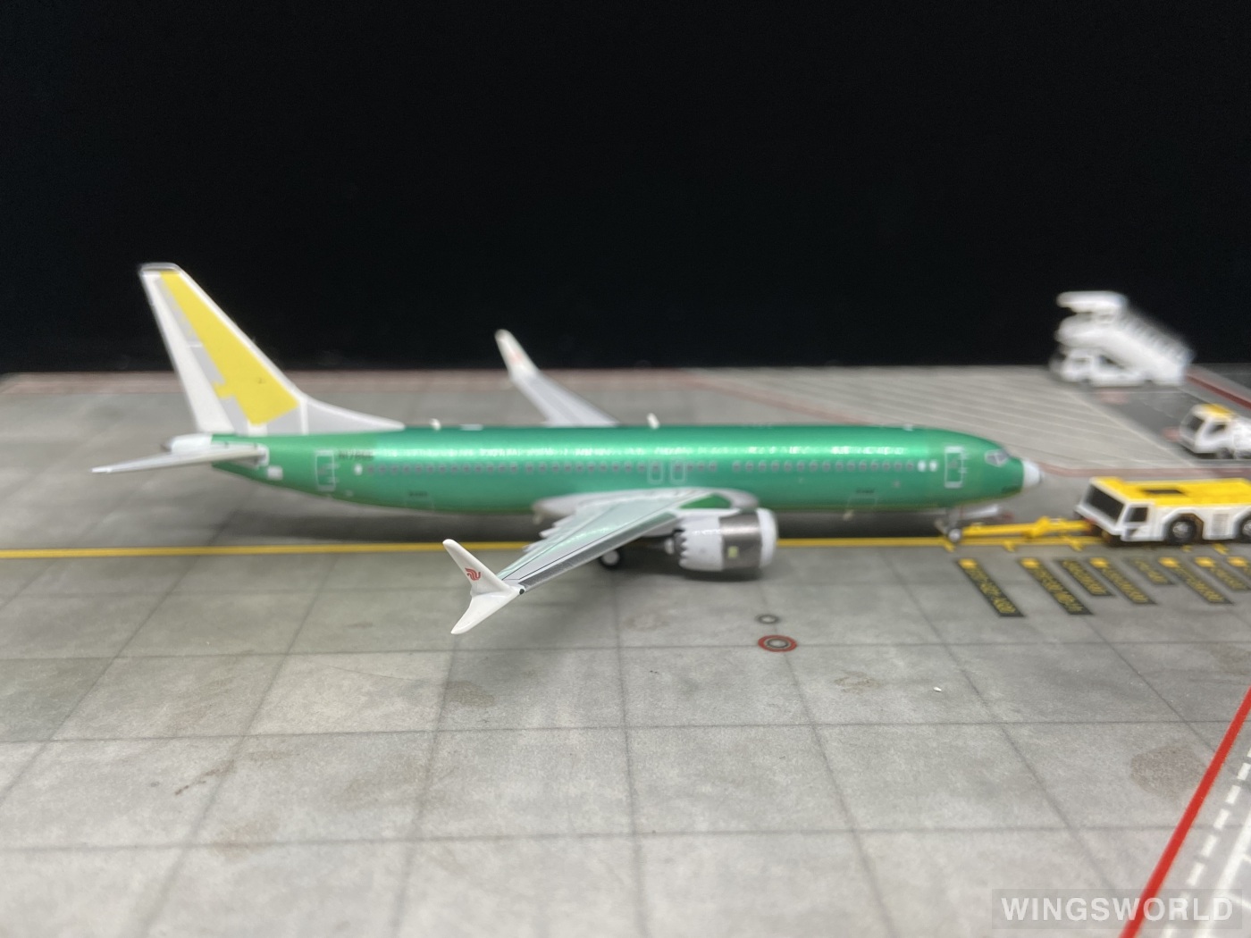 Pandamodel 1:400 PM-N1786B Air China 中国国际航空 Boeing 737 MAX 8 N1786B