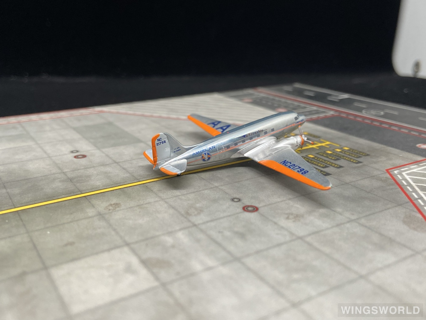 AeroClassics 1:400 ACNC21798 American Airlines 美国航空 Douglas DC-3 NC21798