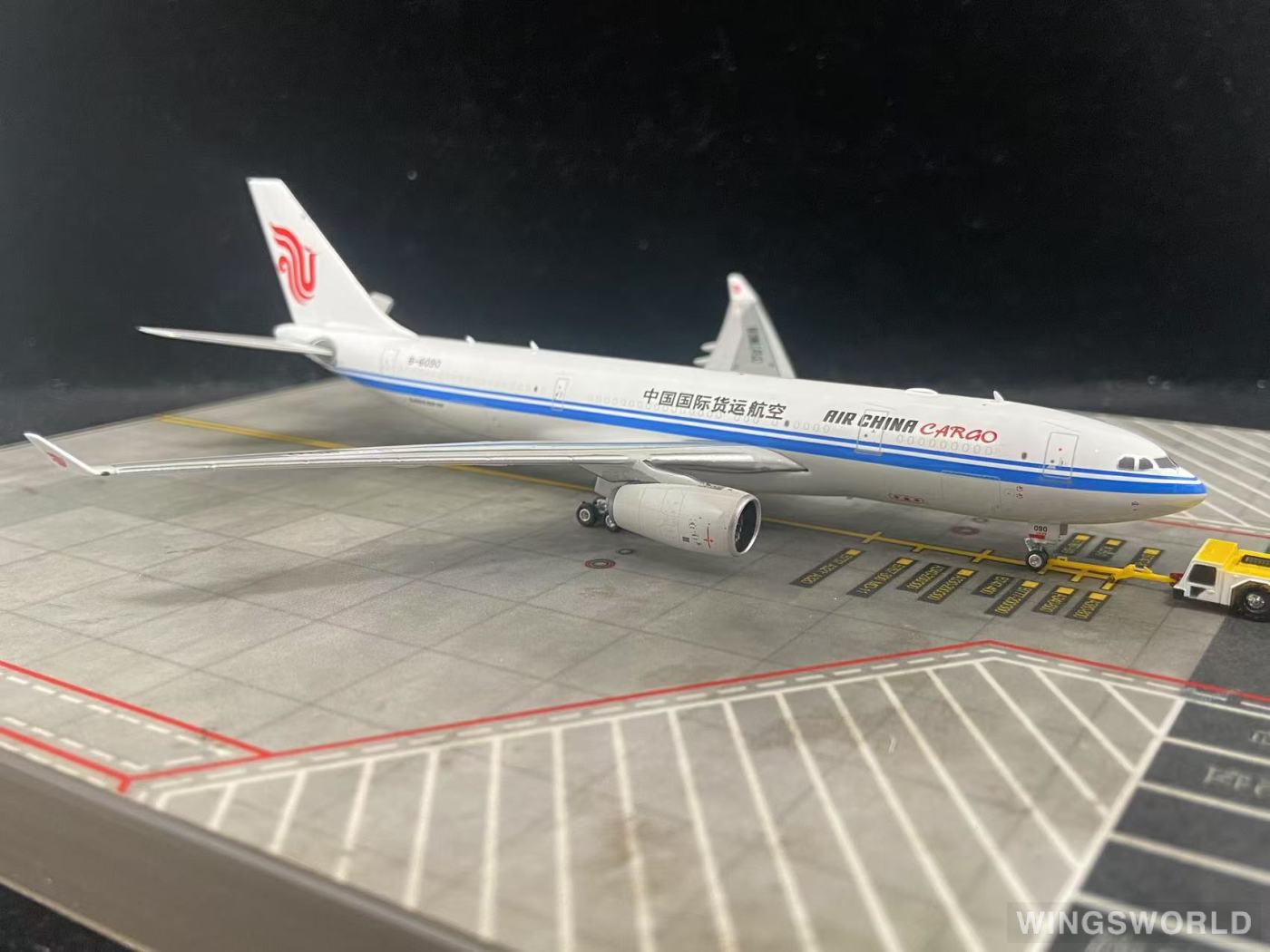 Phoenix 1:400 PH11941 Air China Cargo 中国国际货运航空 Airbus A330-200 B-6090