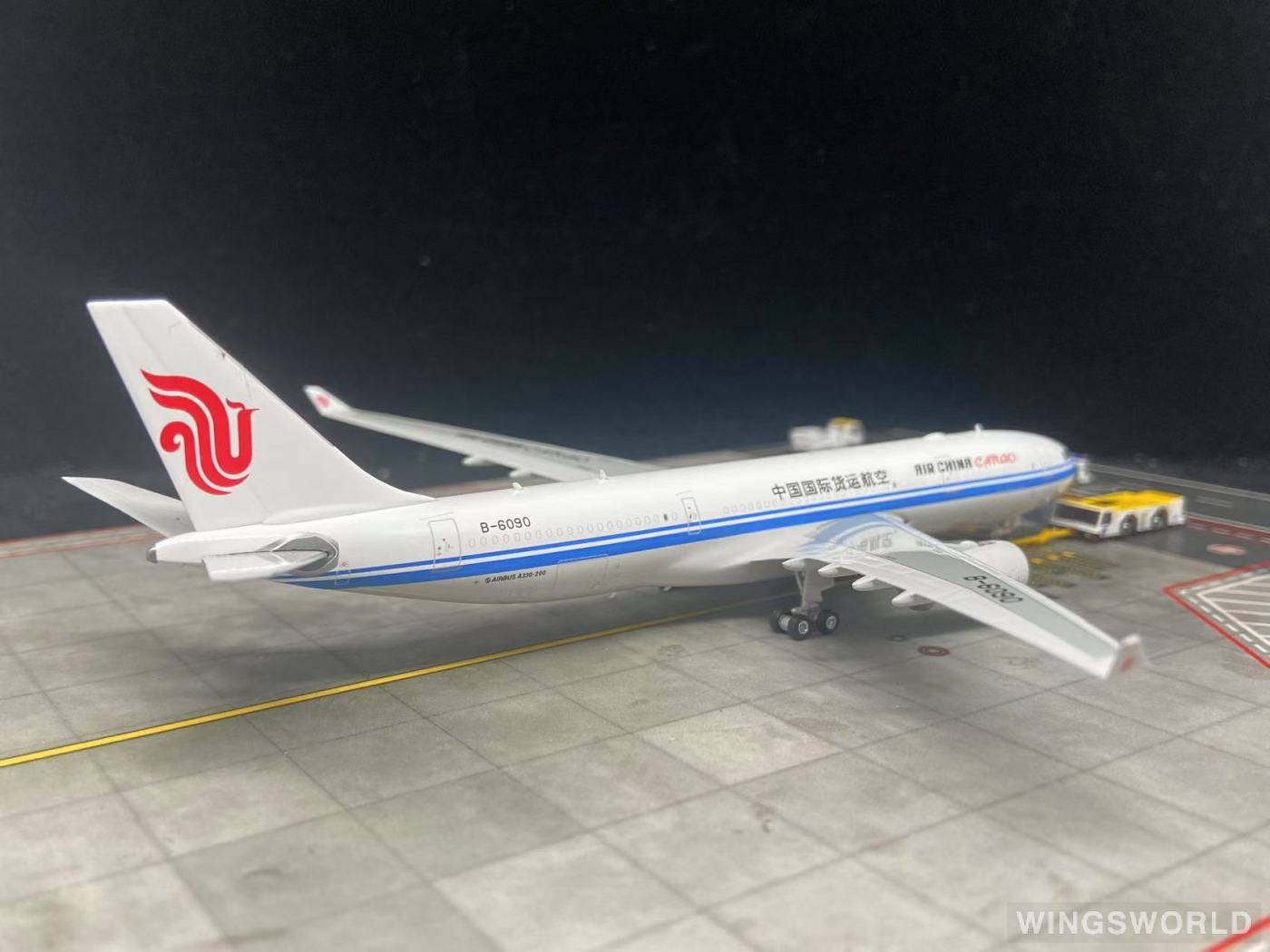 Phoenix 1:400 PH11941 Air China Cargo 中国国际货运航空 Airbus A330-200 B-6090