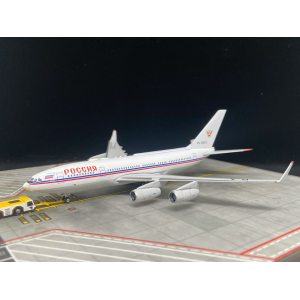 Russia State Transport Company Ilyushin Il-96 RA-96012  PH11956 Phoenix 1:400