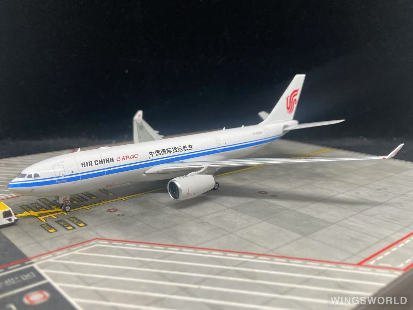 Phoenix 1:400 PH11941 Air China Cargo 中国国际货运航空 Airbus A330-200 B-6090