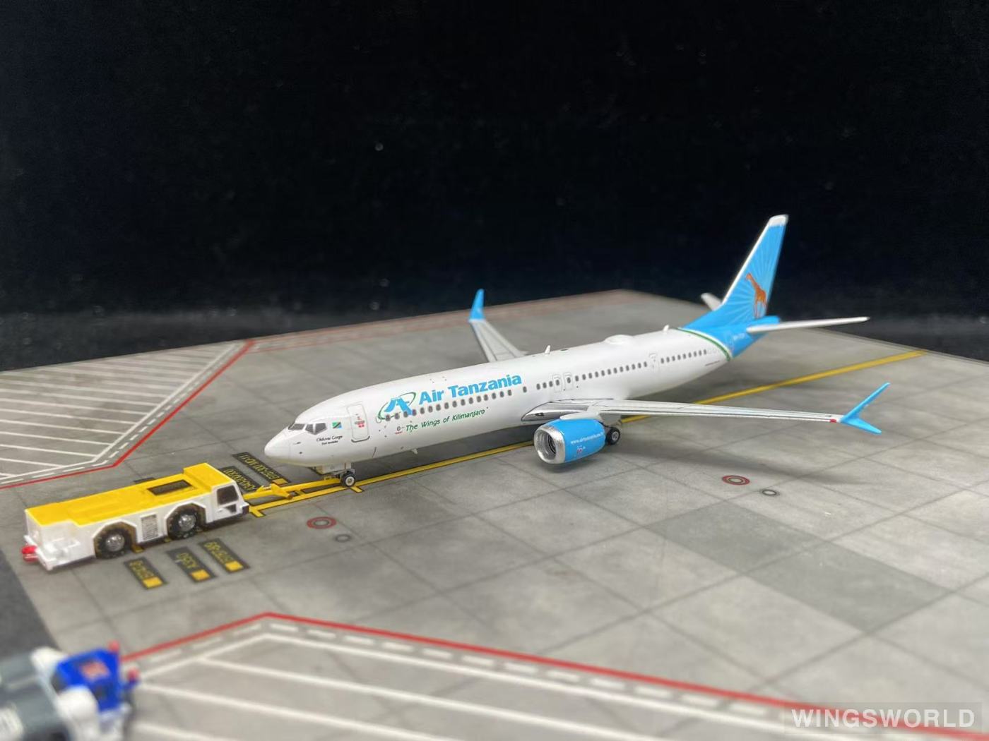 Phoenix 1:400 PH11946 Air Tanzania 坦桑尼亚航空 Boeing 737 MAX 9 5H-TCP