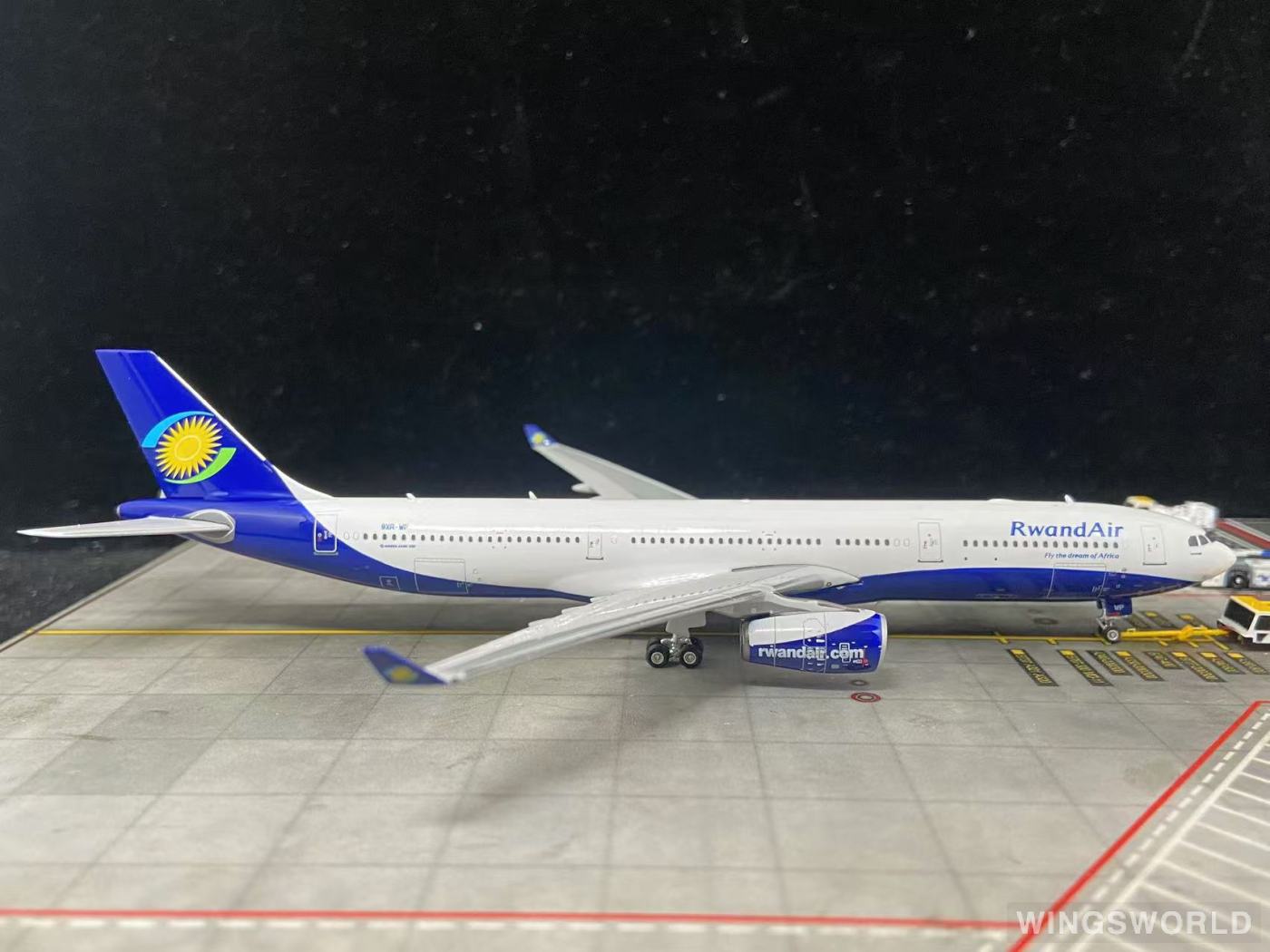 Phoenix 1:400 PH11943 RwandAir 卢旺达航空 Airbus A330-300 9XR-WP