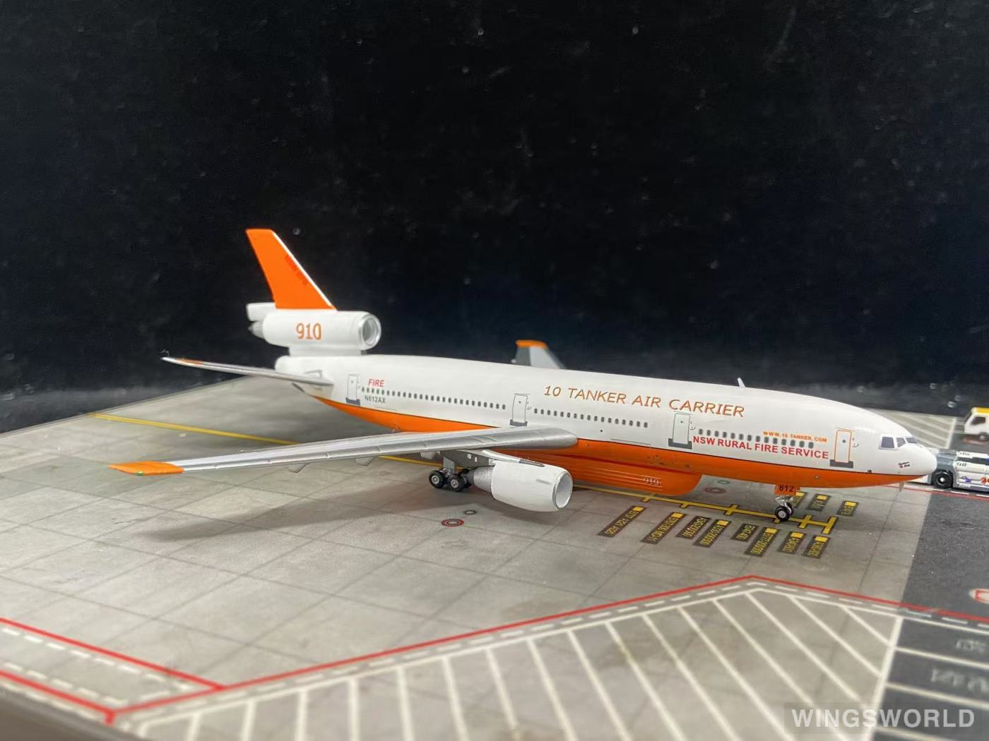 Patriot 1:400 PT-400-006 10 Tanker Air Carrier McDonnell Douglas DC-10 N612AX