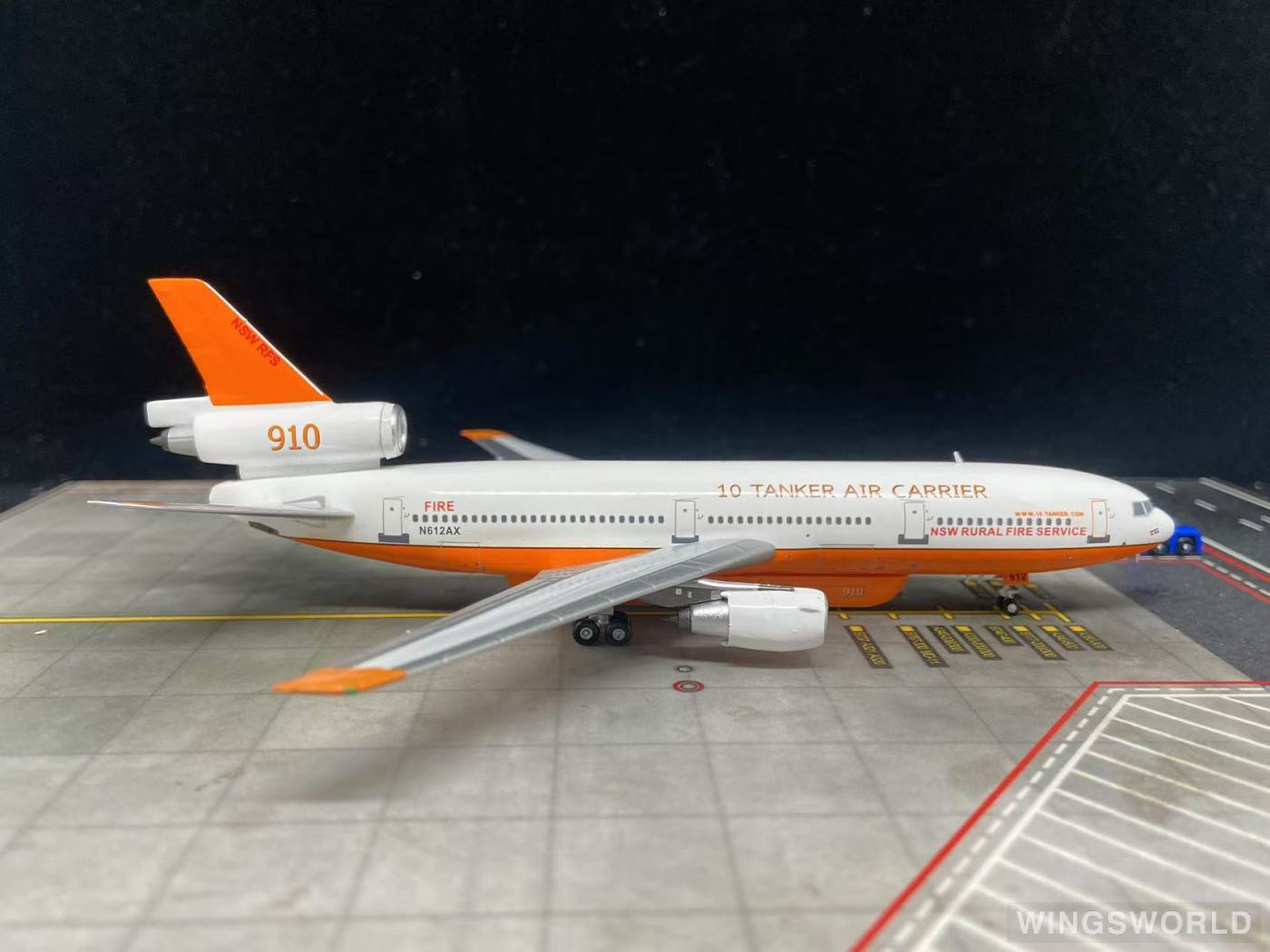 Patriot 1:400 PT-400-006 10 Tanker Air Carrier McDonnell Douglas DC-10 N612AX