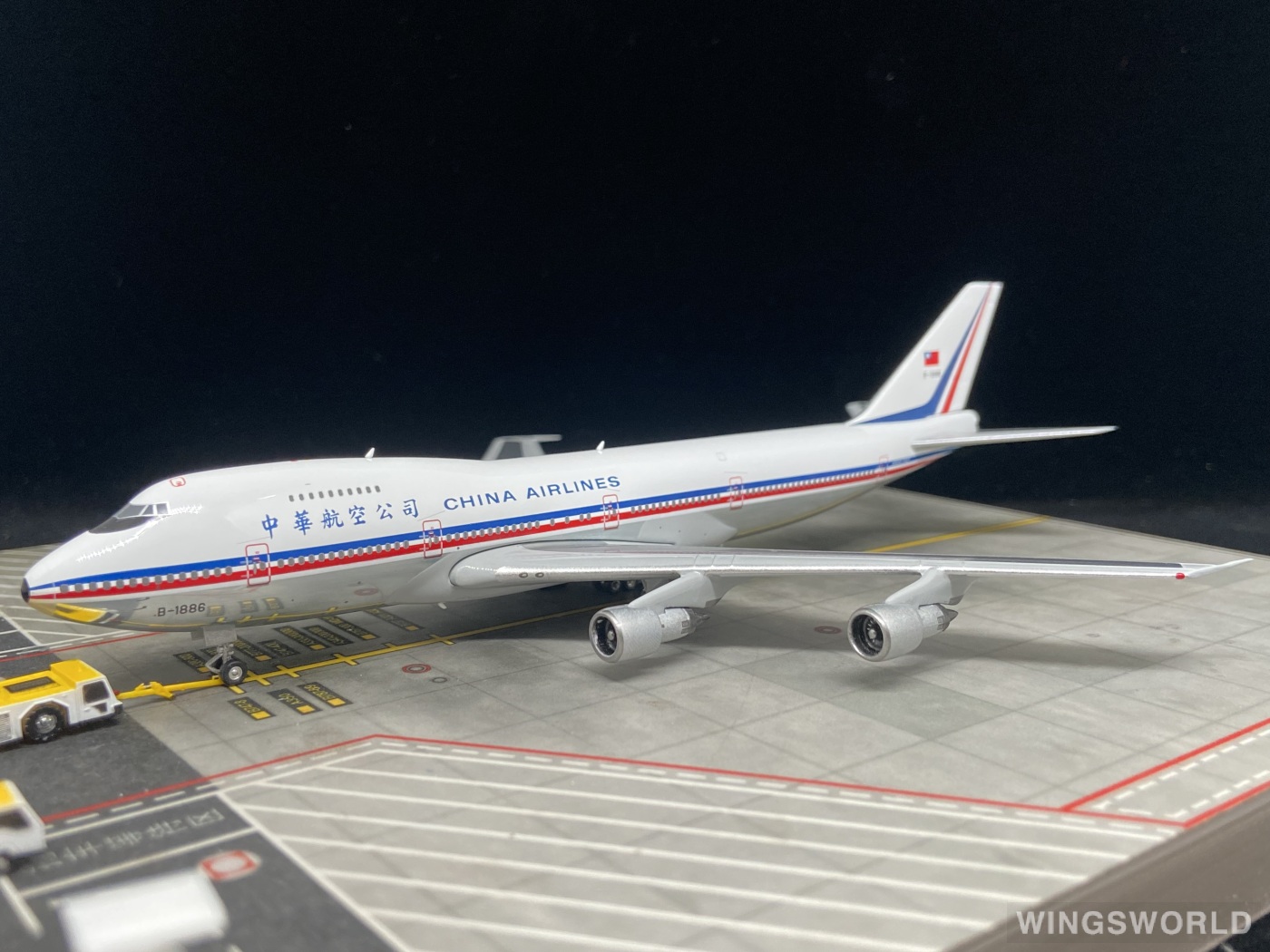 Phoenix 1:400 PH11968 China Airlines 中华航空 Boeing 747-200 B-1886
