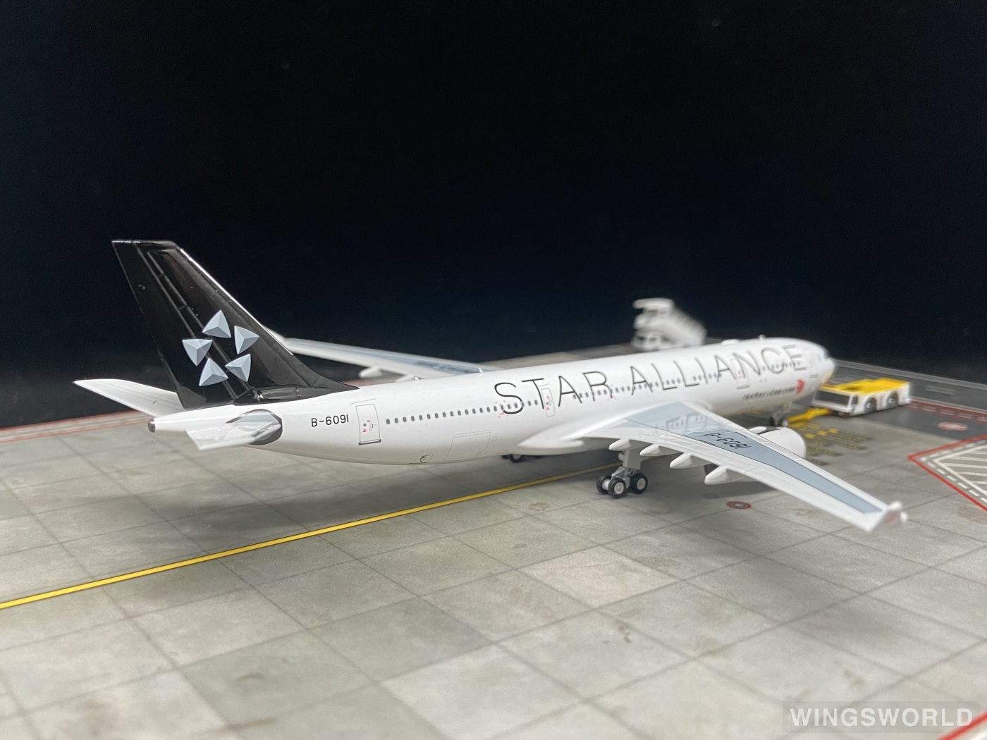 1/400 Air China Star Alliance Airbus A330-200 B-6091