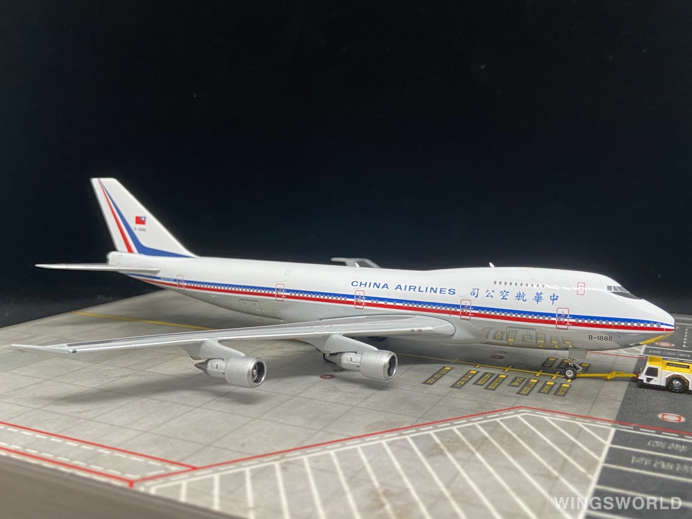 Phoenix 1:400 PH11968 China Airlines 中华航空 Boeing 747-200 B-1886