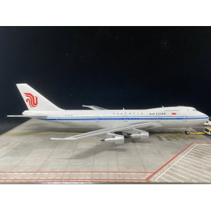 Air China 中国国际航空 Boeing 747-200 B-2446  UC4B2446 Undefined Collectibles 1:400