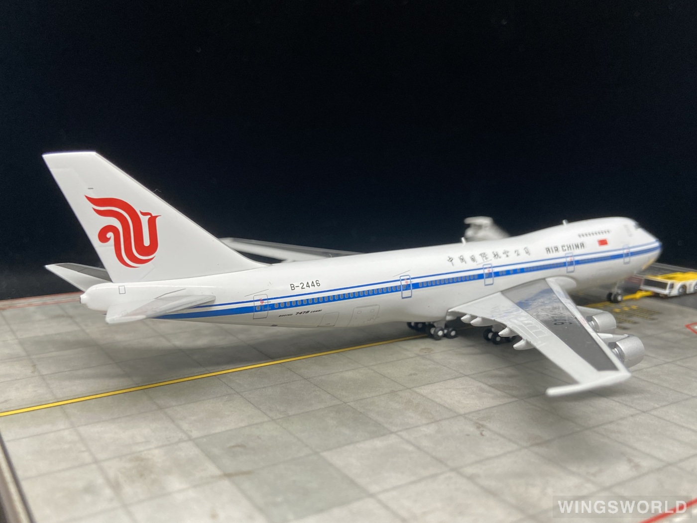 Undefined Collectibles 1:400 UC4B2446 Air China 中国国际航空 Boeing 747-200 B-2446