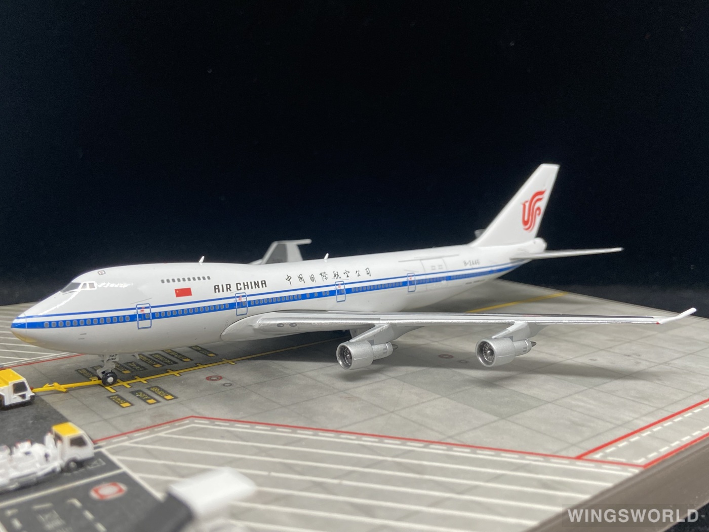 Undefined Collectibles 1:400 UC4B2446 Air China 中国国际航空 Boeing 747-200 B-2446