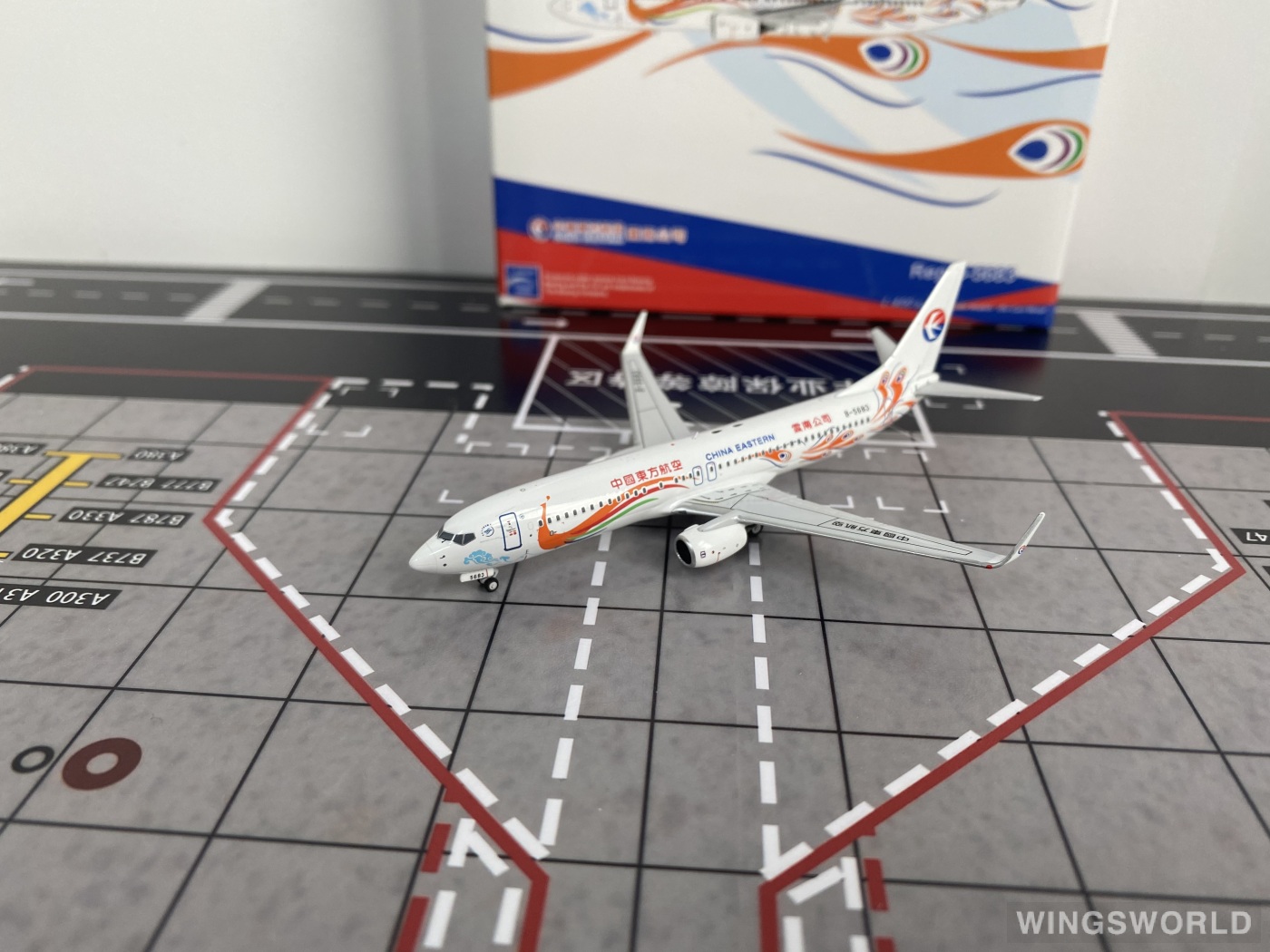 NGmodels 1:400 NG58231 China Eastern 中国东方航空 Boeing 737-800 B-5683