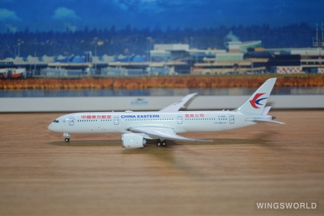 Phoenix 1:400 PH11504 China Eastern 中国东方航空 Boeing 787-9 B-206K
